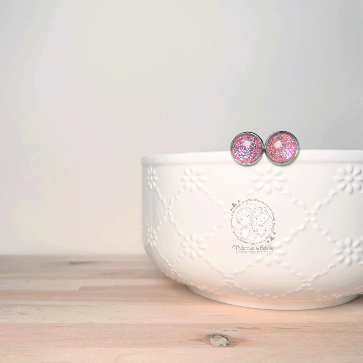 Boucles d'oreilles Clous rose pailletées #3