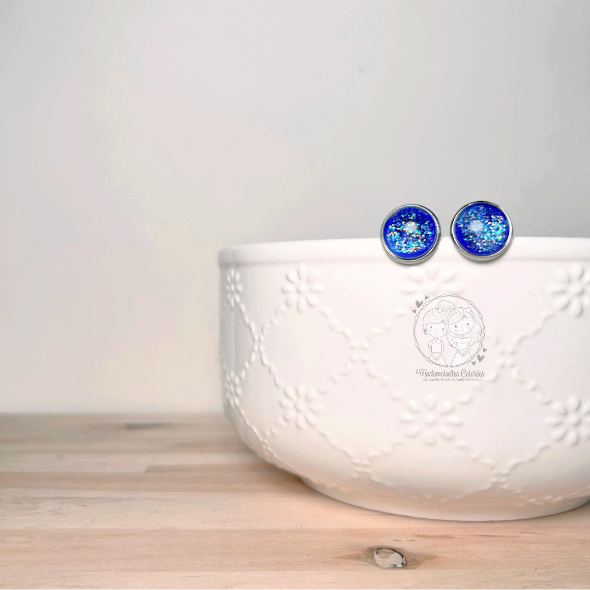 Boucles d'oreilles Clous bleues pailletées