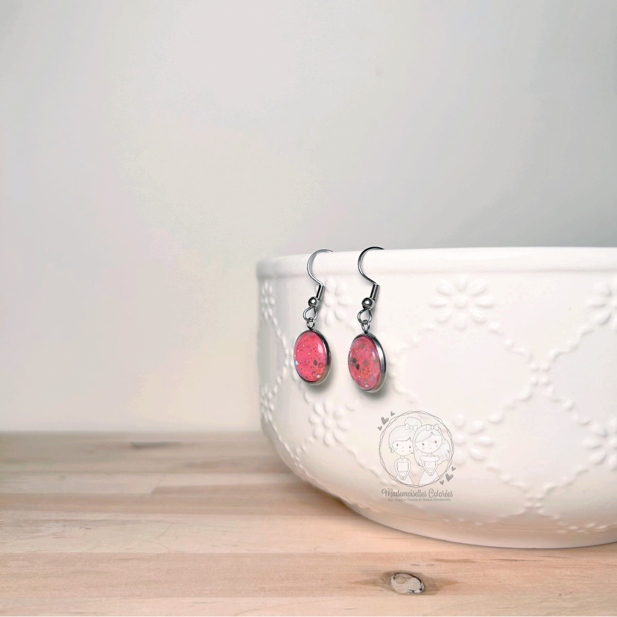 Boucles d'oreilles Pendantes  roses paillettées