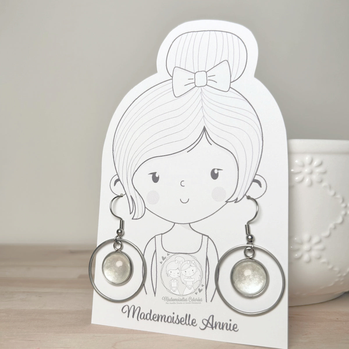 Boucles d'oreilles Pendantes géométriques blanches
